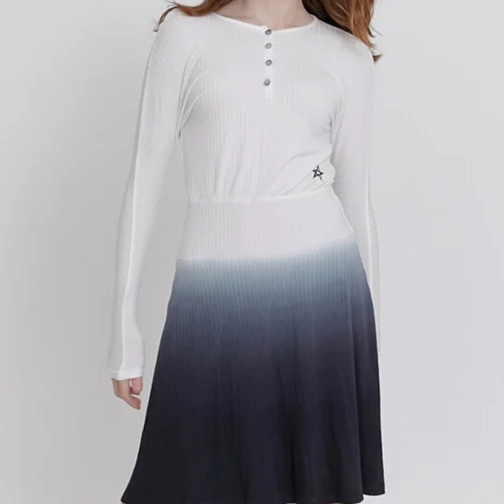 NWT!! Hey kid ribbed dip dye Dress